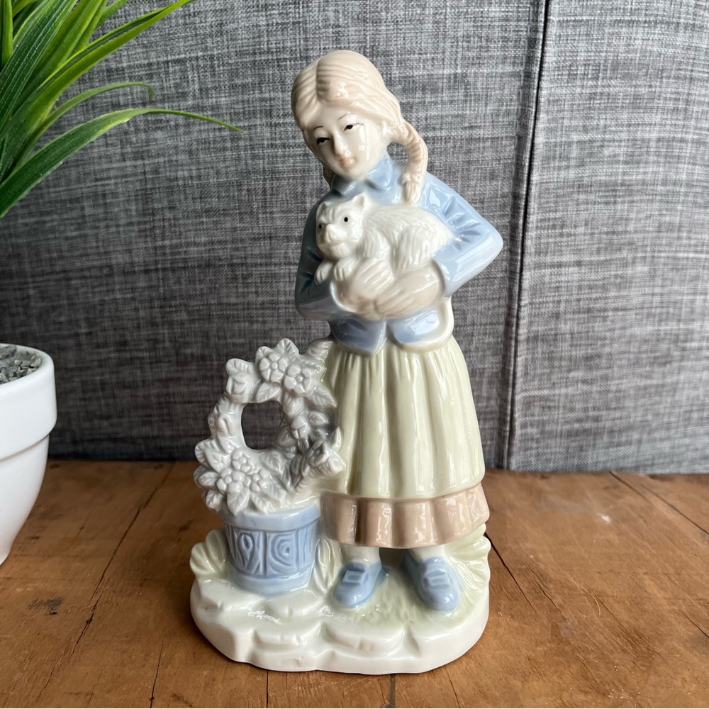 Vintage Fine Porcelain Girl & Pet Made in Taiwan in Original Box